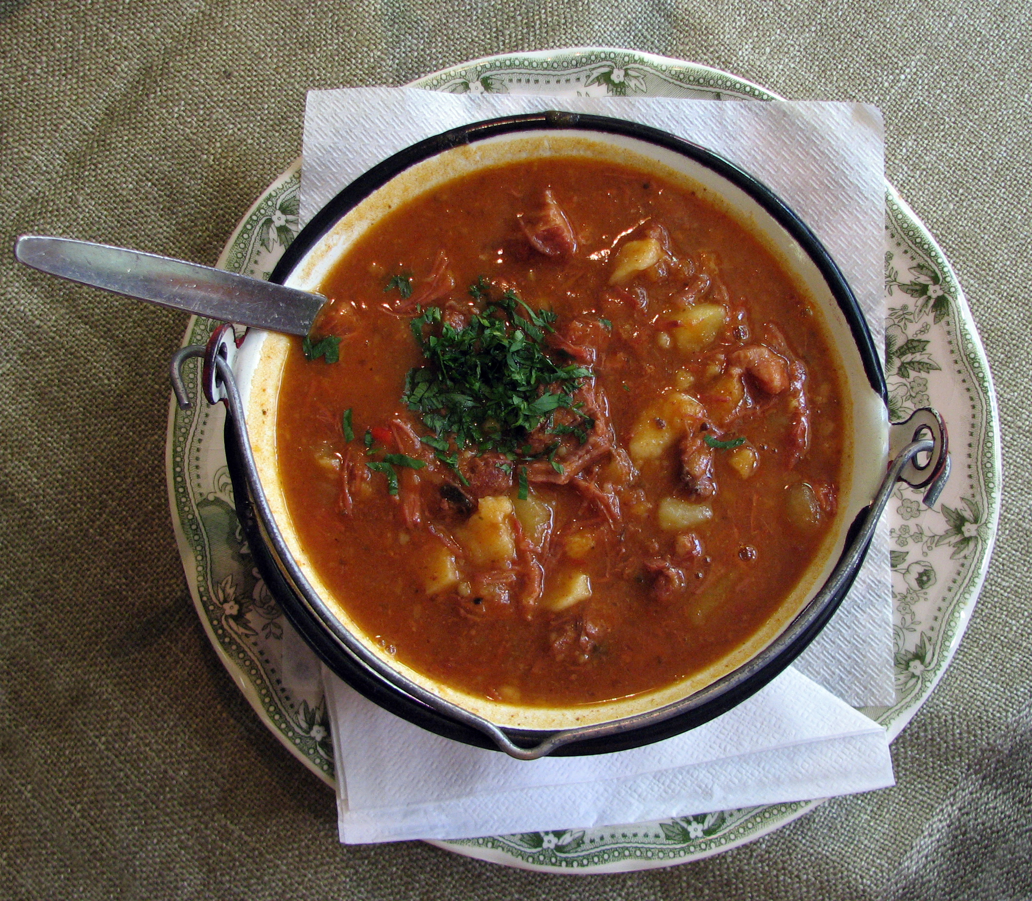 Gúllas